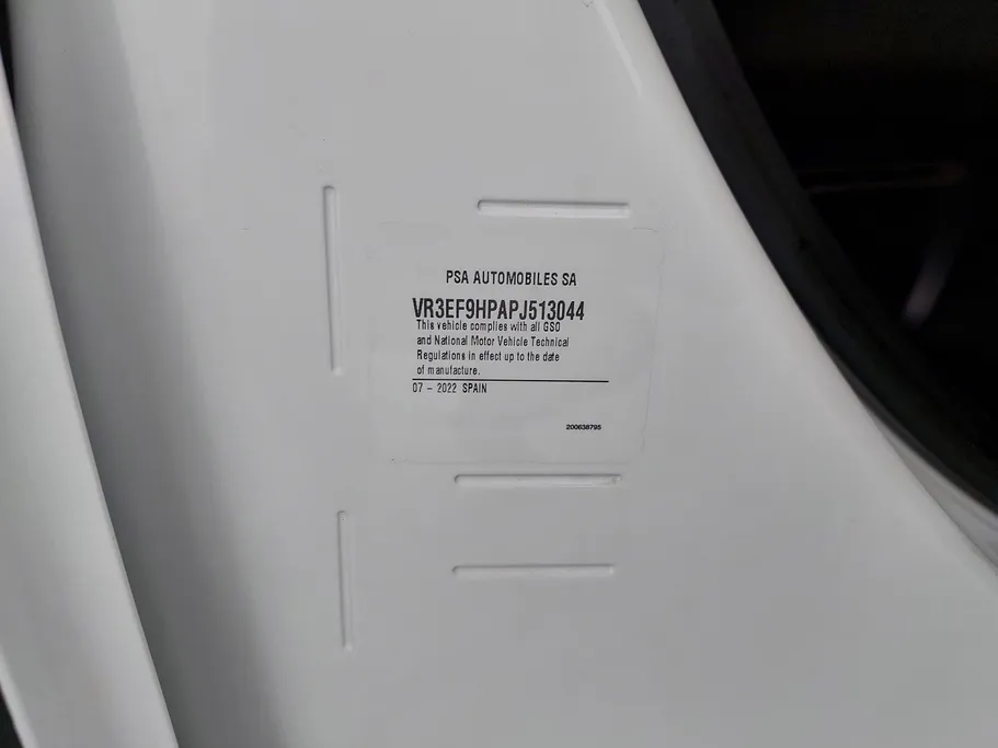 2023 Peugeot Partner Short van 