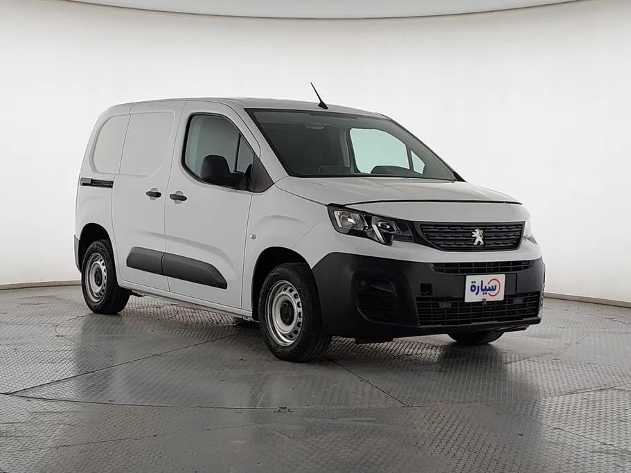 2023 Peugeot Partner Short van 