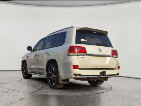 2020 Toyota Land Cruiser GXR
