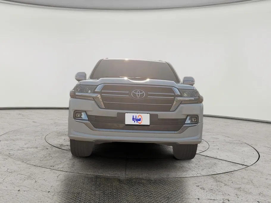 2020 Toyota Land Cruiser GXR