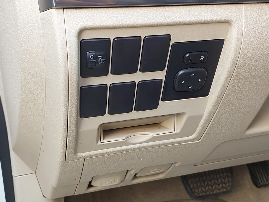 2020 Toyota Land Cruiser GXR