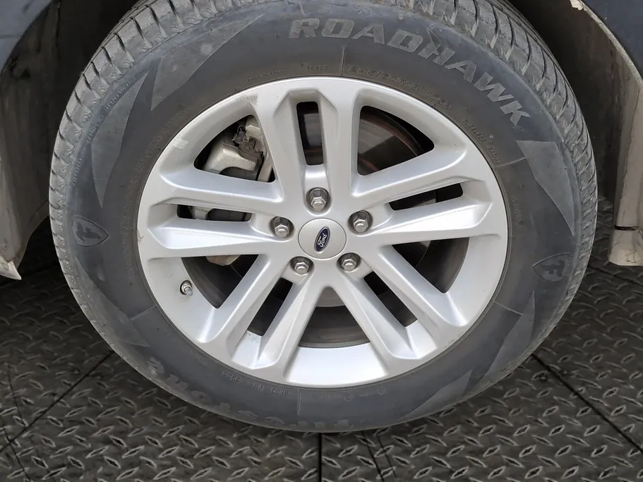 2017 Ford Explorer Standard 