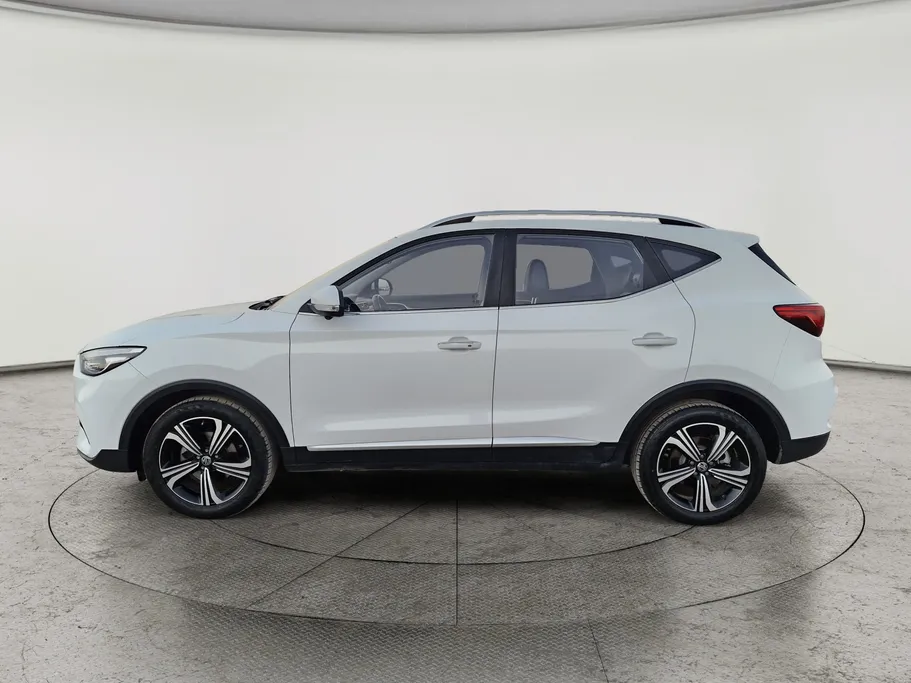 2023 MG ZS LUX 
