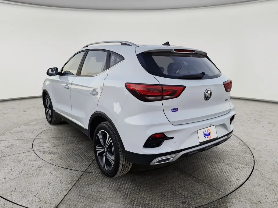 2023 MG ZS LUX 