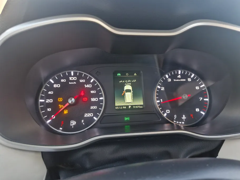 2023 MG ZS LUX 