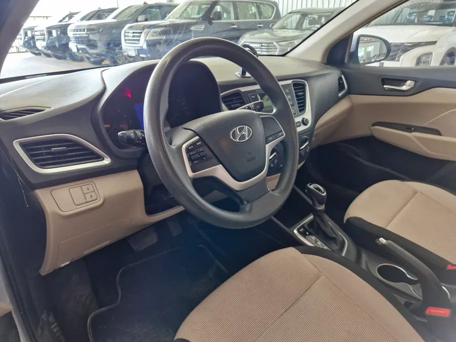 2023 Hyundai Accent Smart 