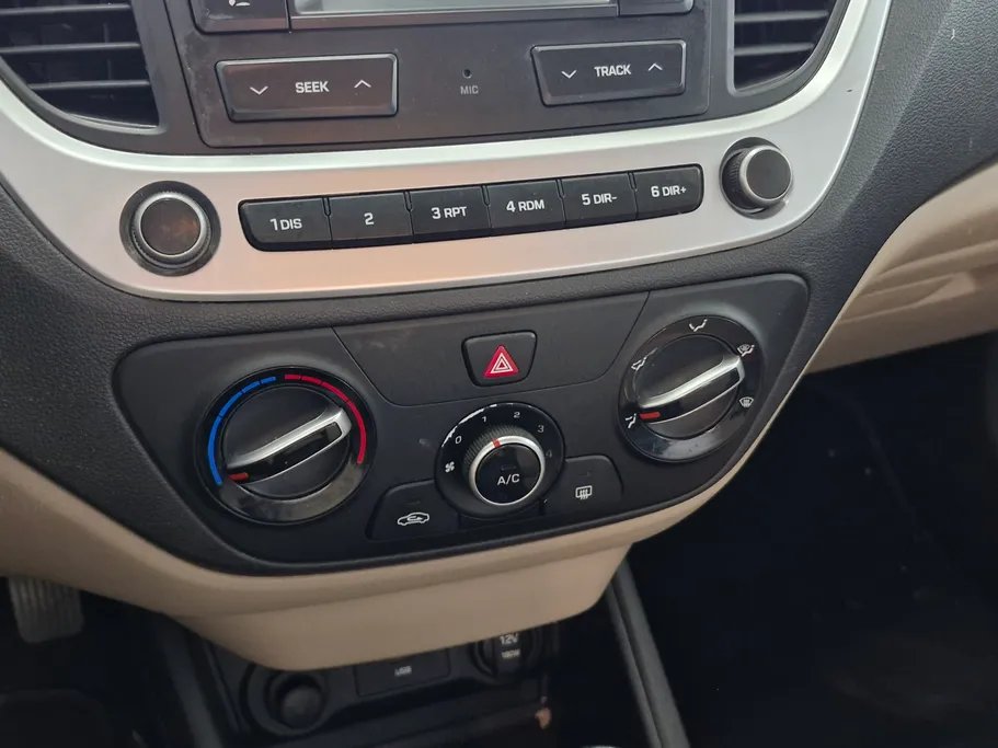 2023 Hyundai Accent Smart 