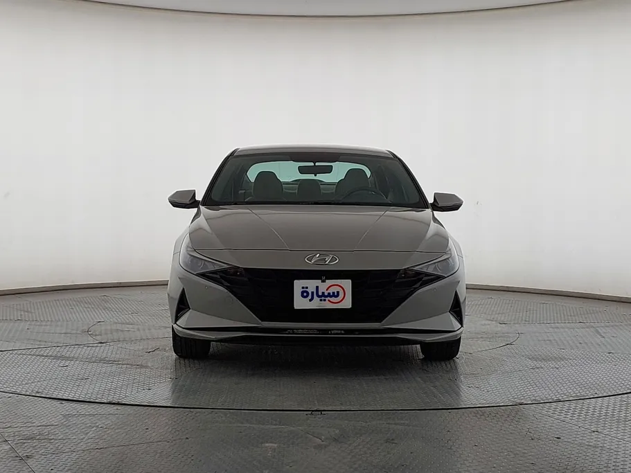 2023 Hyundai Elantra Smart 