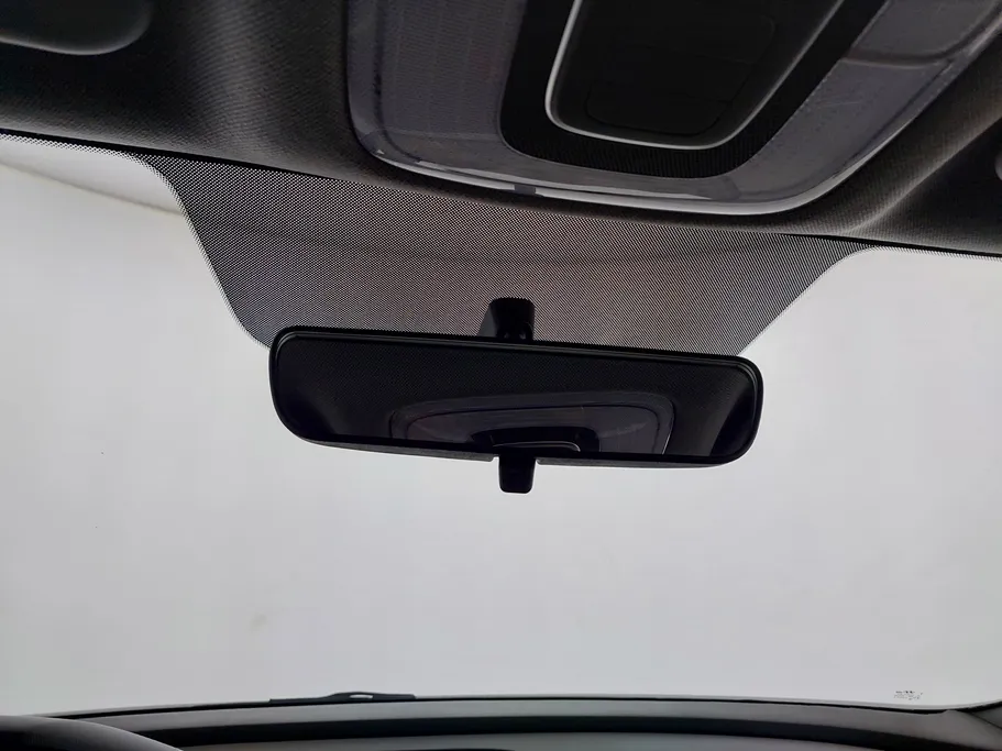 2023 Hyundai Elantra Smart 