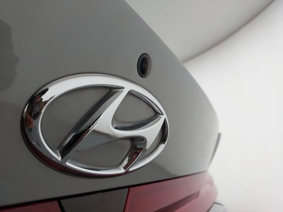 2023 Hyundai Elantra Smart 