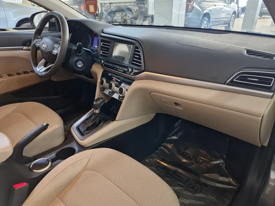 2020 Hyundai Elantra GL 