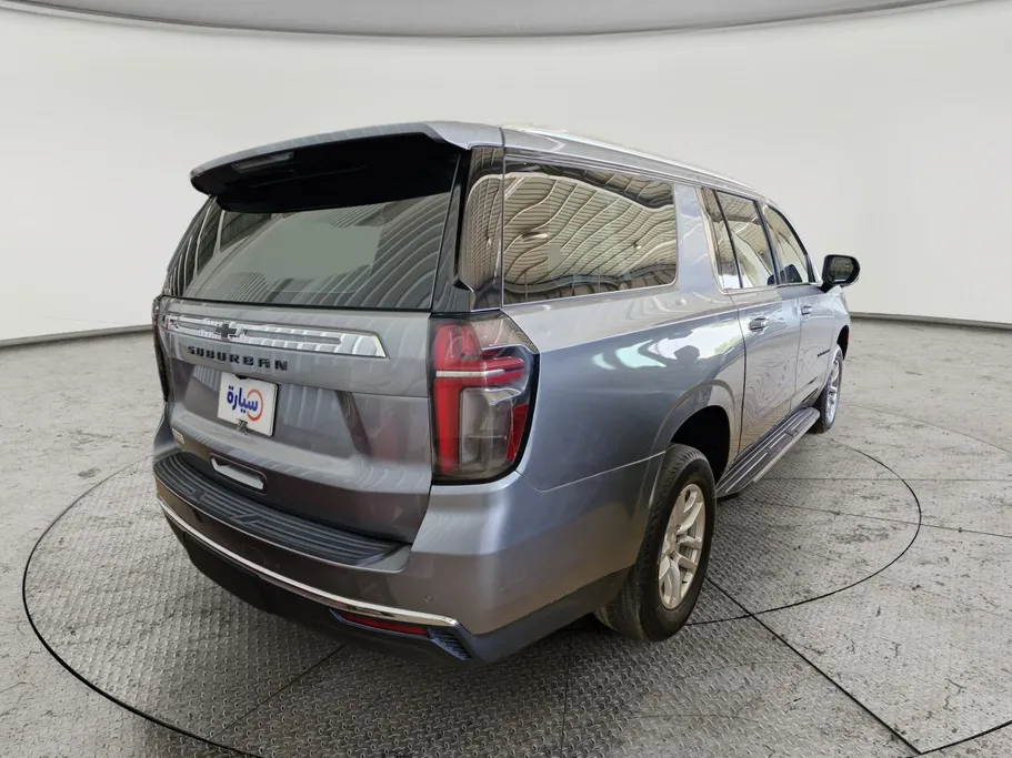 2023 Chevrolet Suburban LS 