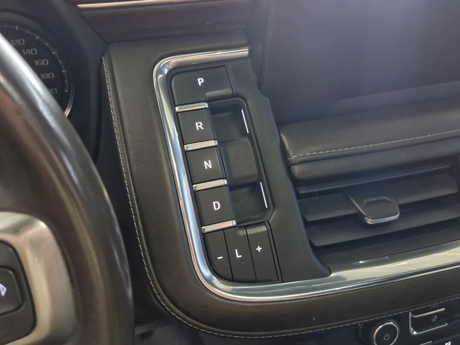 2023 Chevrolet Suburban LS 
