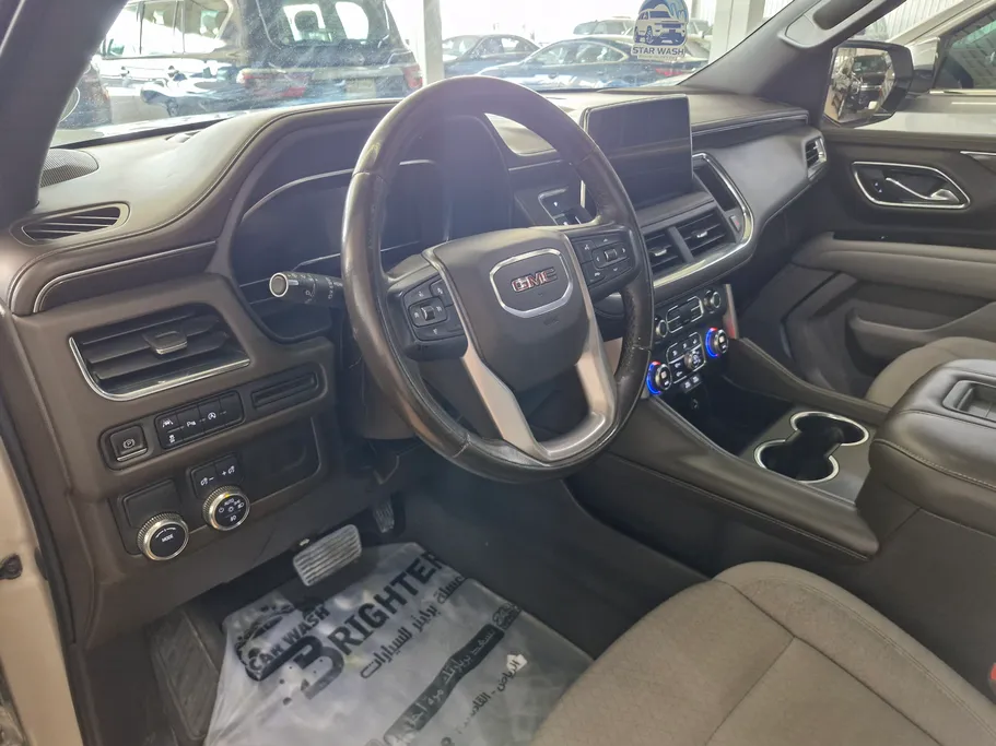 جي إم سي  يوكن SLE 2023 