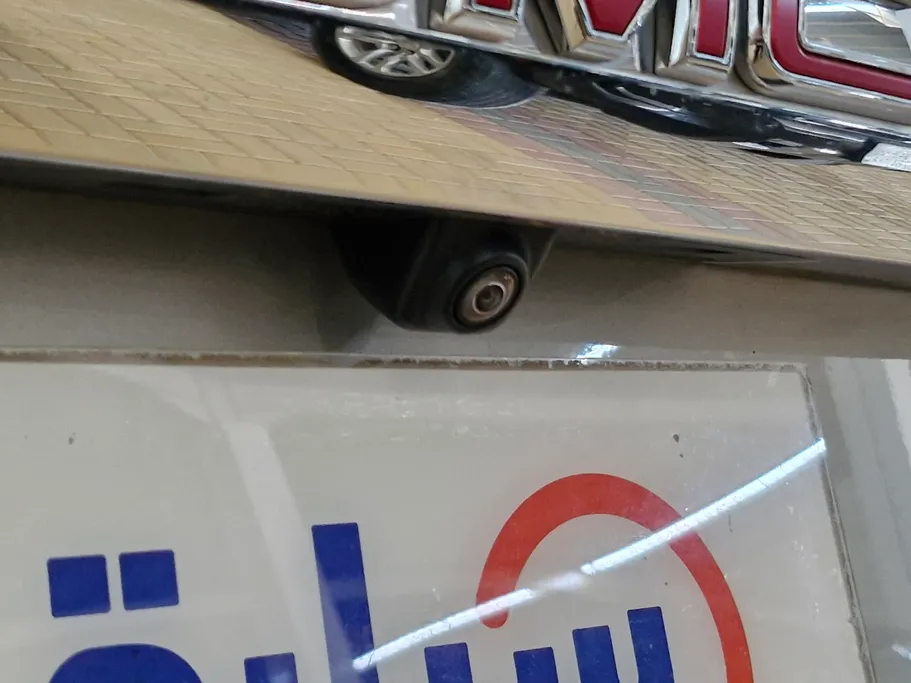 جي إم سي  يوكن SLE 2023 