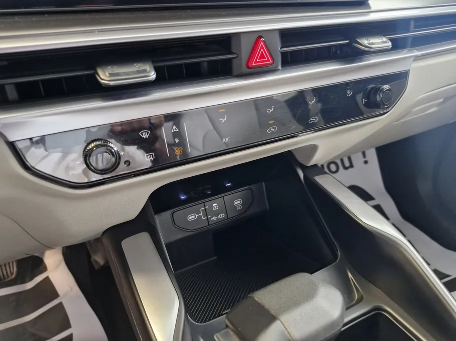 2024 Kia Sorento GL 