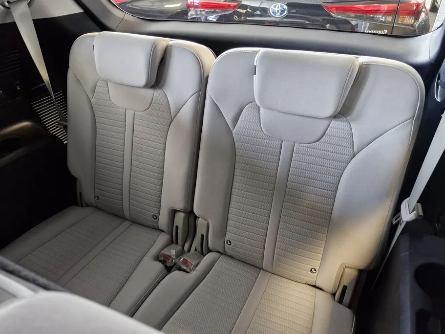 2024 Kia Sorento GL 