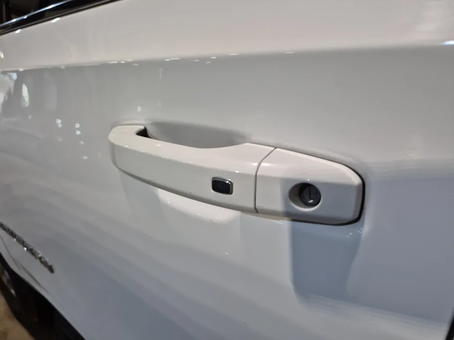 2021 Chevrolet Suburban LS 