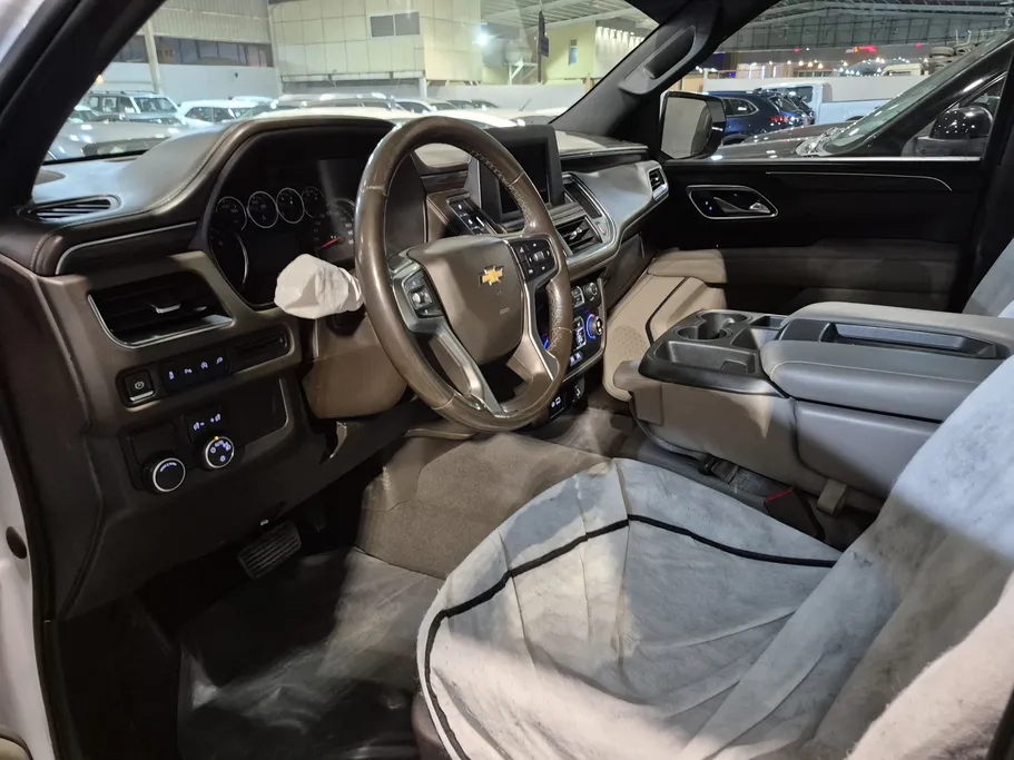 2021 Chevrolet Suburban LS 