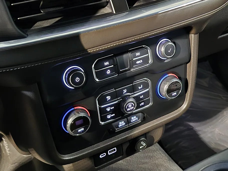 2021 Chevrolet Suburban LS 