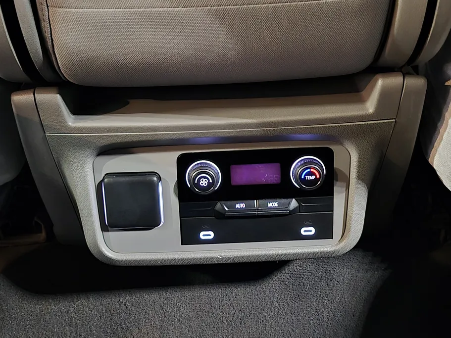 2021 Chevrolet Suburban LS 
