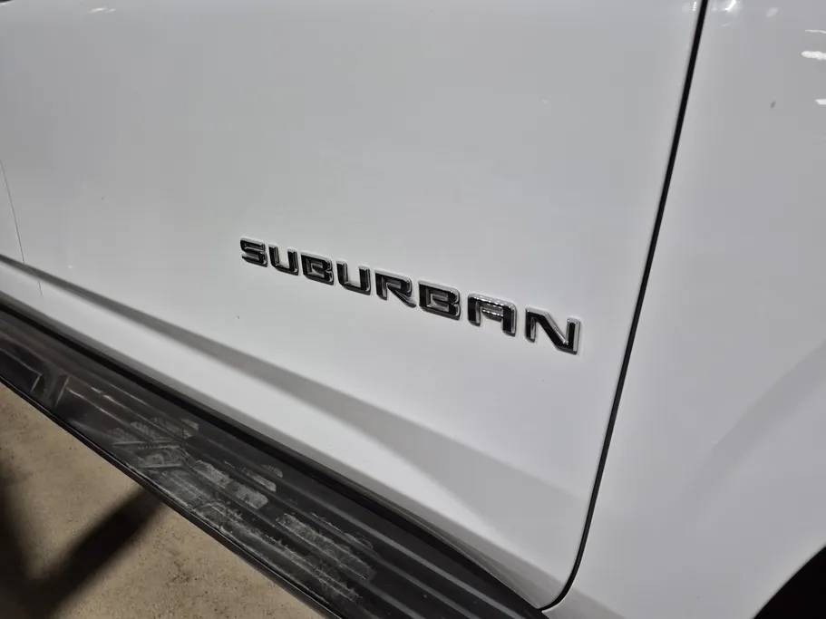 2021 Chevrolet Suburban LS 