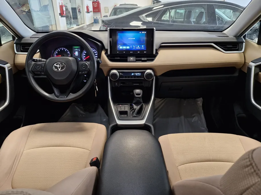 2023 Toyota RAV4 LE 