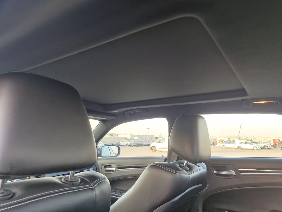 كرايسلر 300 S 2022 