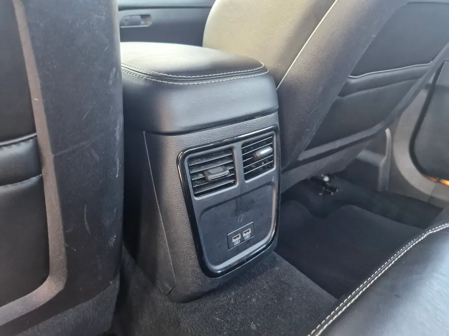 كرايسلر 300 S 2022 