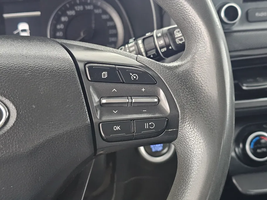 2021 Hyundai Kona SMART 