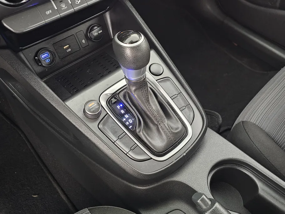 2021 Hyundai Kona SMART 