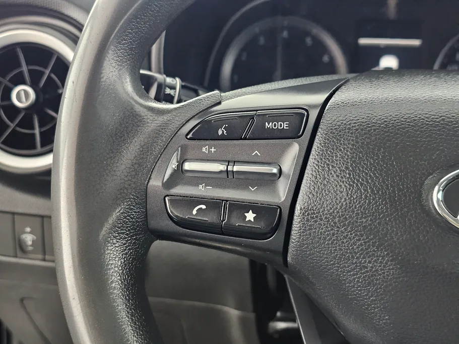 2021 Hyundai Kona SMART 