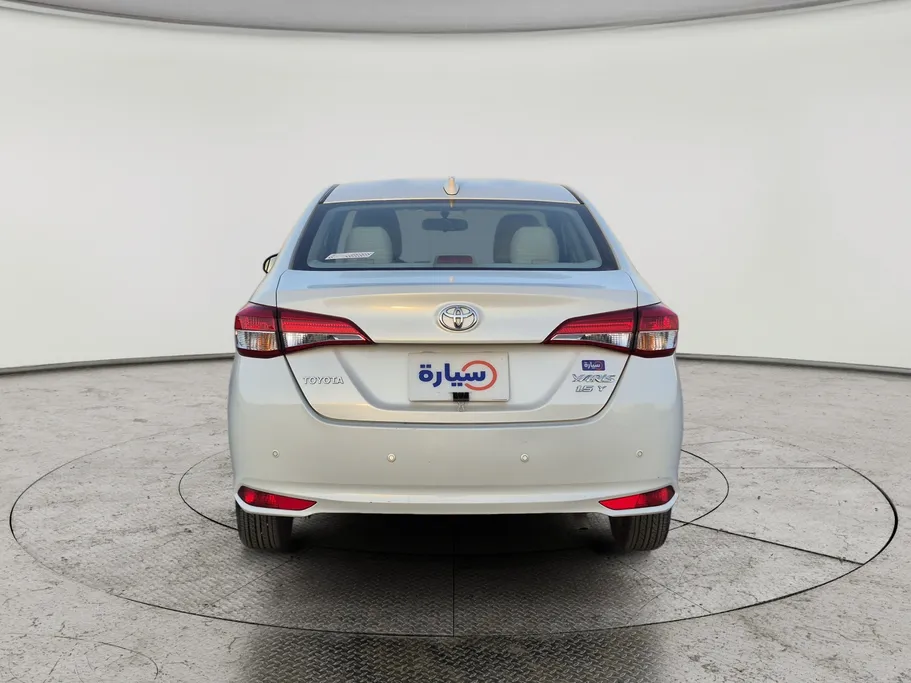 2020 Toyota Yaris  Y 