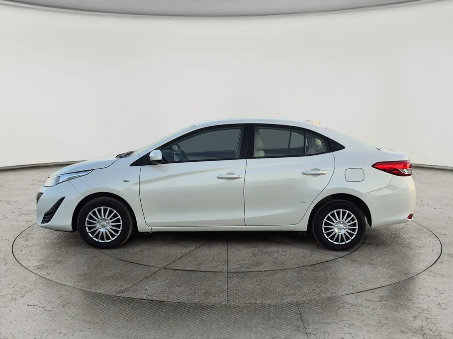 2020 Toyota Yaris  Y 