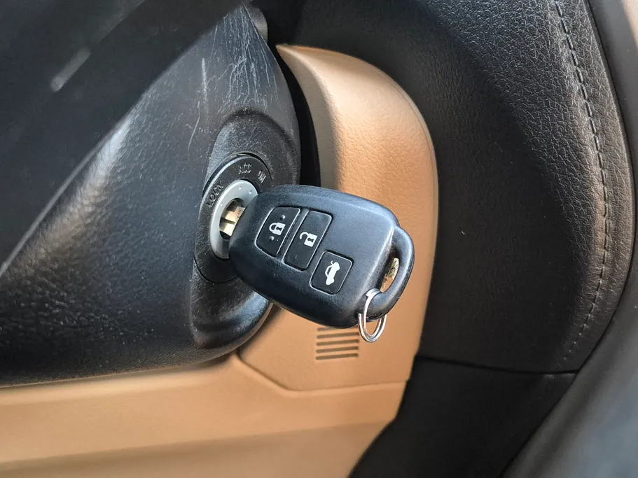 2020 Toyota Yaris  Y 