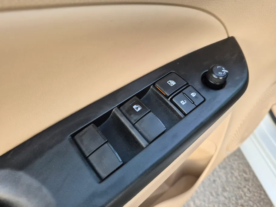2020 Toyota Yaris  Y 