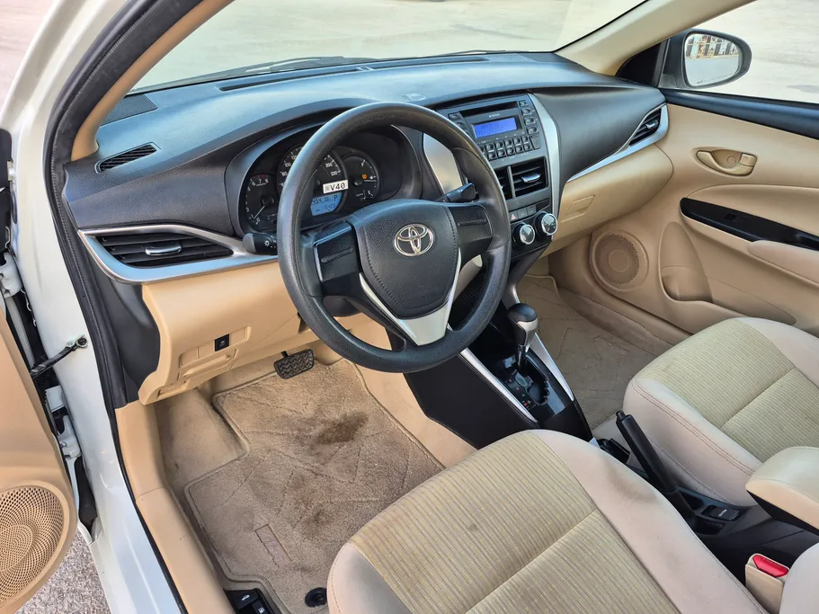 2020 Toyota Yaris  Y 