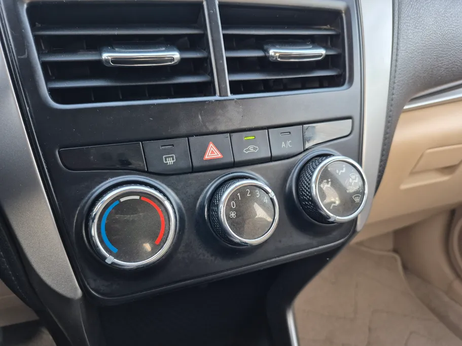 2020 Toyota Yaris  Y 
