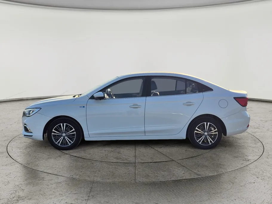 2023 MG 5 LUX 