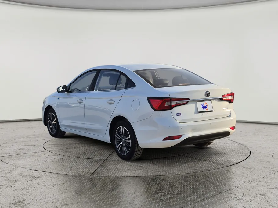 2023 MG 5 LUX 