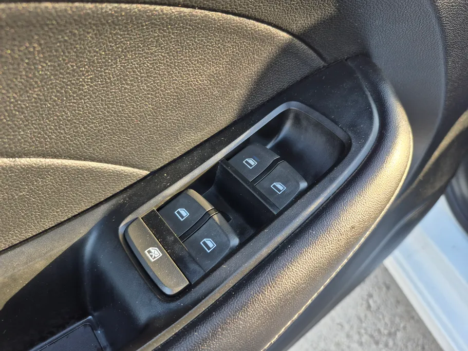 2023 MG 5 LUX 