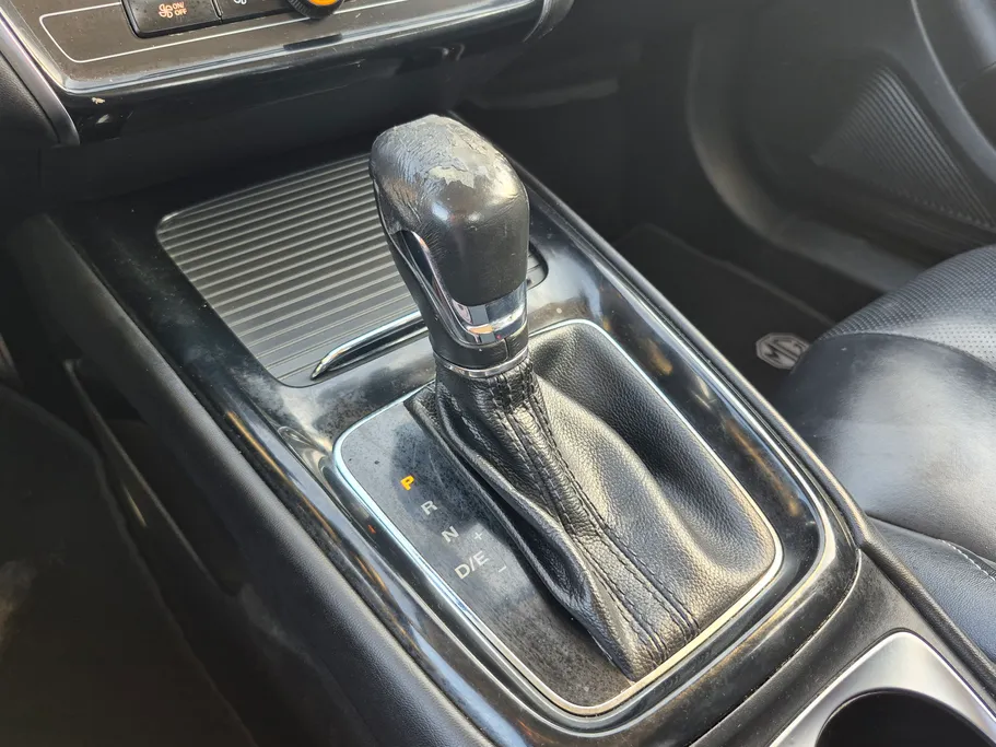 2023 MG 5 LUX 