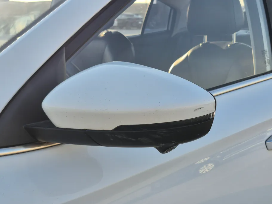 2023 MG 5 LUX 