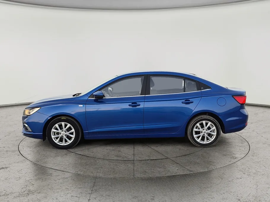 2022 MG 5 COM 