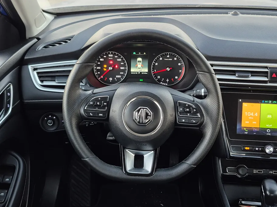 2022 MG 5 COM 