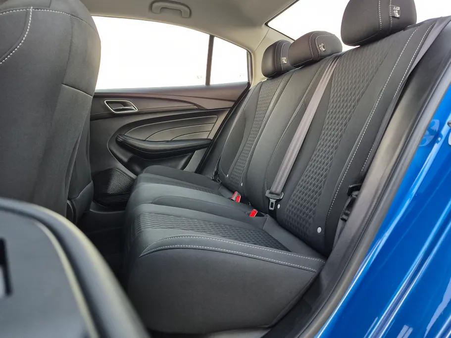 2022 MG 5 COM 