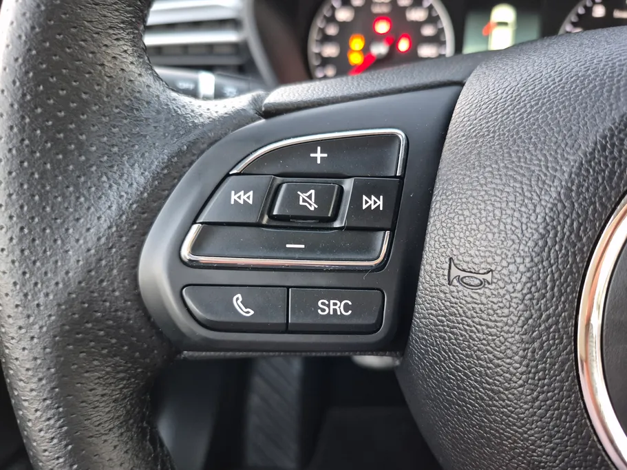 2022 MG 5 COM 