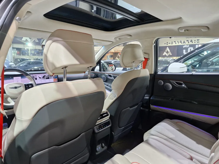 2025 Genesis GV80 Premium