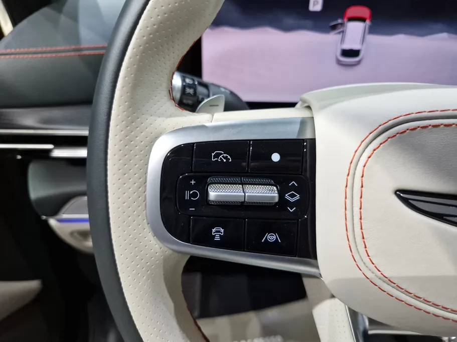 2025 Genesis GV80 Premium