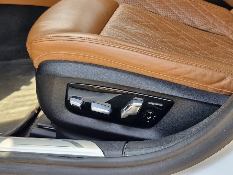 2020 BMW 7 Series 740Li 